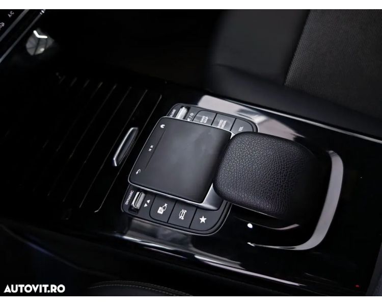 Mercedes-Benz CLA 180 7G-DCT Benzina