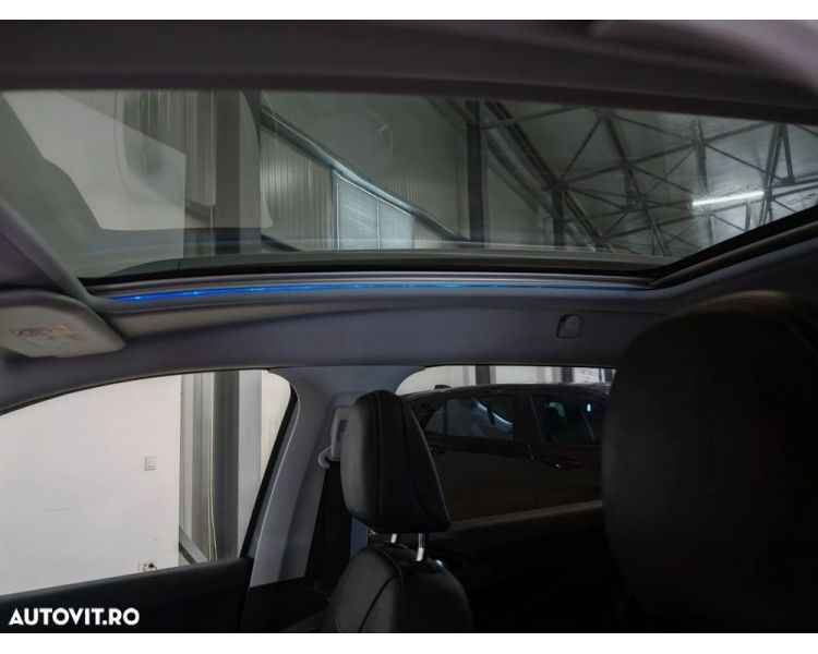 Peugeot 2008 1.2 e-THP Feline Titane