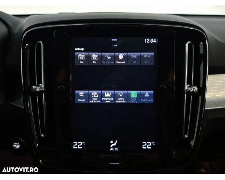 Volvo XC 40 T3 Geartronic Momentum Pro