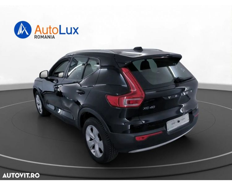 Volvo XC 40 T3 Geartronic Momentum Pro