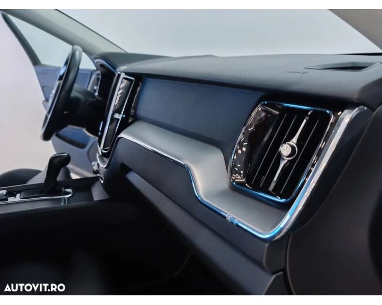 Volvo XC 60 D4 Momentum Pro Aut