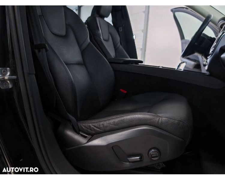 Volvo XC 60 T8 Twin Engine AWD Plug In Hybrid 303 HP + Electric Power
