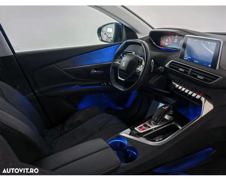 Peugeot 3008 1.2 PureTech S&S EAT8 Allure
