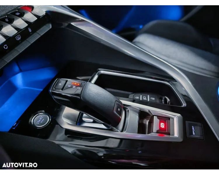 Peugeot 3008 1.2 PureTech S&S EAT8 Allure