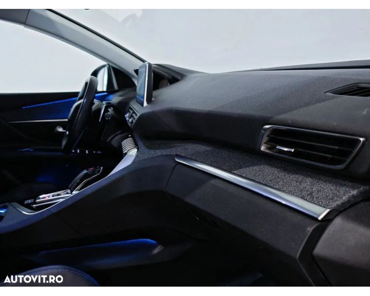 Peugeot 3008 1.2 PureTech S&S EAT8 Allure